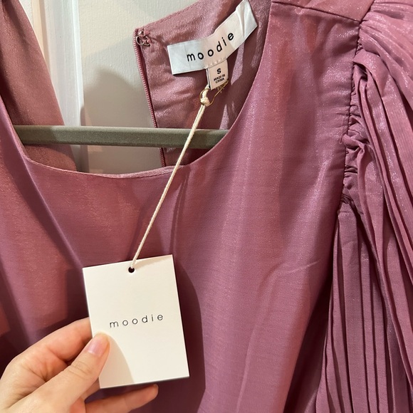 Shiny Pink Baby Doll Dress. New With Tags - Picture 3 of 3